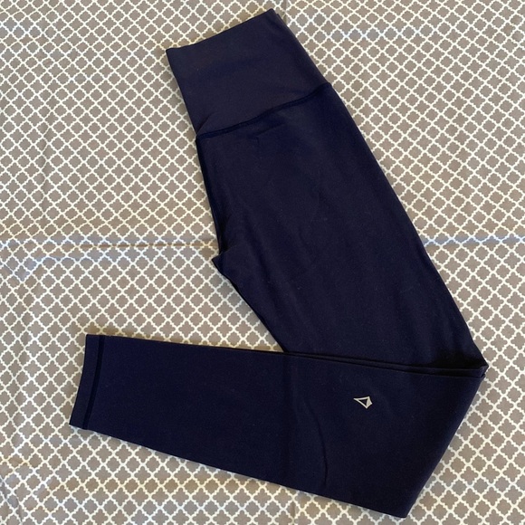 Ivivva by Lululemon leggings Youth size 12 - Picture 1 of 4
